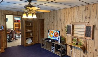 1015 S 6th St, Atchison, KS 66002