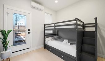 161 BROADWAY 2R, Bayonne, NJ 07002