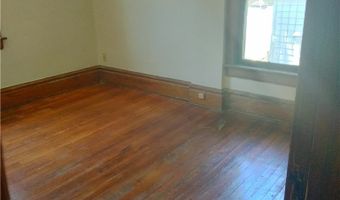 949 W Exchange St, Akron, OH 44302