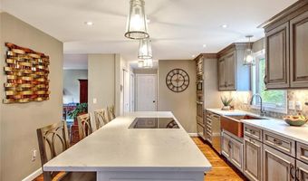 96 Windsong Rd, Cumberland, RI 02864