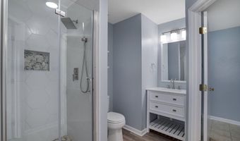 7518 SNOWPEA Ct #B, Alexandria, VA 22306