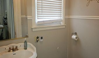 515 S Harlan St, Algona, IA 50511