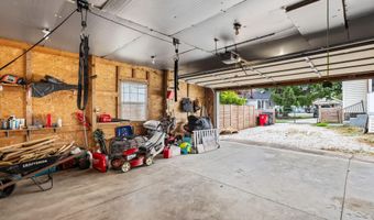 440 Long St, Ashville, OH 43103