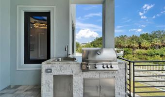 6520 SIMONE SHORES Cir, Apollo Beach, FL 33572