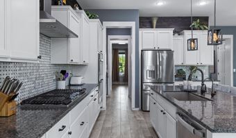 1895 E CRESCENT Way, Chandler, AZ 85249