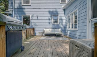 5 Indigo Rd, Barrington, RI 02806