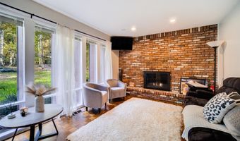 4 Ayr Ct, Airmont, NY 10901