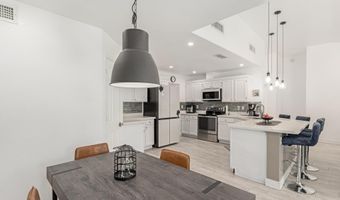1551 W IRONWOOD Dr, Chandler, AZ 85224