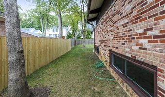 5511 HUNTINGTON Pkwy, Bethesda, MD 20814