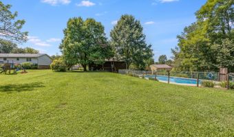 8261 Fair Meadows Dr, Aurora, IN 47001
