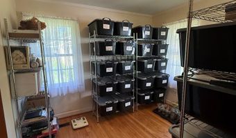 108 Barnett Dr, Bishopville, SC 29010