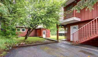 1558 E St, Anchorage, AK 99501