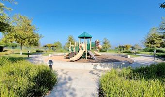 12 Chickadee Ln, Aliso Viejo, CA 92656