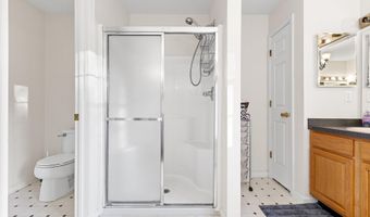 14 Brittany Dr, Bayville, NJ 08721
