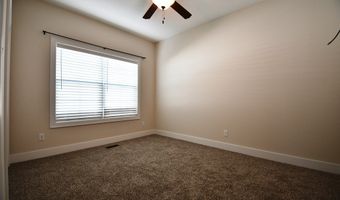 726 35th St SW, Altoona, IA 50009