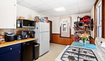 203 ALBANY Ave, Barrington, NJ 08007