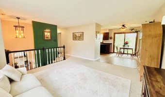1191 N Lawrence Hollow Dr, Bloomfield, IN 47424