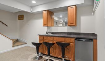 43040 TAVERNSPRINGS Ct, Ashburn, VA 20147