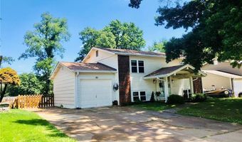 361 Messina Dr, Ballwin, MO 63021
