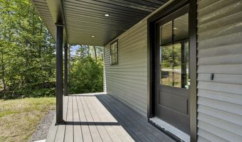 52 Woodbrey Ln, Standish, ME 04084