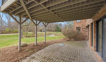 5185 Christine Dr, Ann Arbor, MI 48103