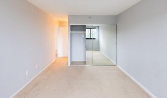 5911 EDSALL Rd 406, Alexandria, VA 22304