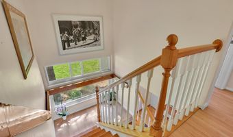 11 Watch Hill Cir 11, Cromwell, CT 06416