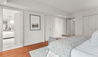 1300 CRYSTAL Dr 1102S, Arlington, VA 22202