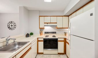 2100 LANGSTON Blvd 112, Arlington, VA 22201