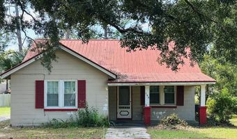 198 Holmesville Ave, Baxley, GA 31515