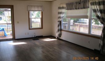 301 N CHURCH St, Albany, IL 61230