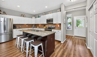 9562 Greenery Ct, Deerfield, OH 45140
