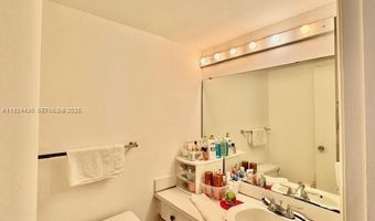 20335 W Country Club Dr 2101, Aventura, FL 33180