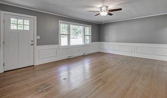 941 Sawyersville Rd, Asheboro, NC 27205