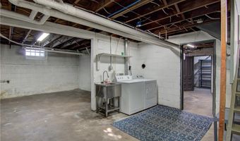 1704 Birch St, Eau Claire, WI 54703