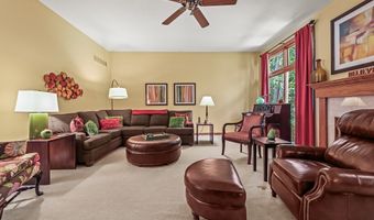 1059 Oakwood Dr, Alliance, OH 44601