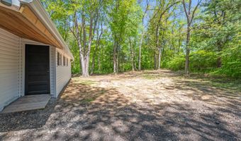 63 Savarese Ln, Burlington, CT 06013