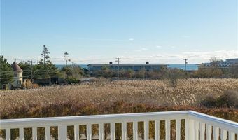 150 Boston Neck Rd, Narragansett, RI 02882
