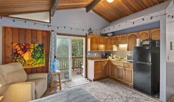 105 E Kuiaha Rd, Haiku, HI 96708