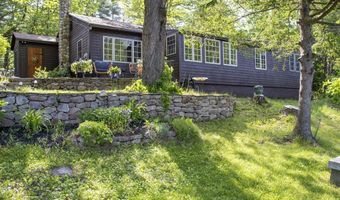 11 N Shore Rd, Chester, NH 03036