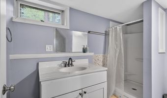 7 Wendell Pl, Barre, VT 05641