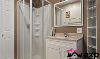 261 Hemlock St, Buffalo, WY 82834