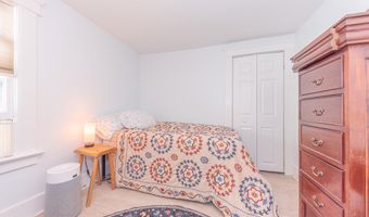 1123 W Huron St, Ann Arbor, MI 48103
