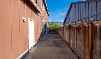 505 Montclair Dr NE, Albany, OR 97322