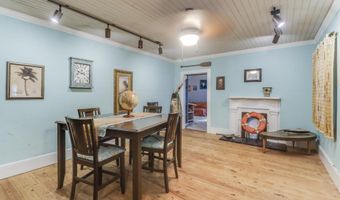 1250 Old Spanish Trail Trl, Bay St. Louis, MS 39520