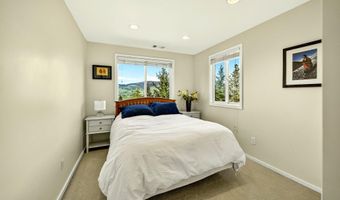 1927 Tamarack Pl, Ashland, OR 97520