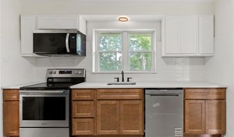 9100 Jonmar Ct, Affton, MO 63123