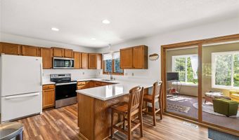 9421 NE 28th Ct, Ankeny, IA 50021