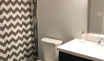 1221 W SHAWNEE Dr, Chandler, AZ 85224