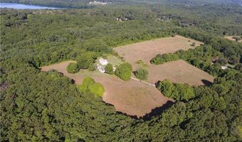 112 Winsor Ave, Johnston, RI 02919